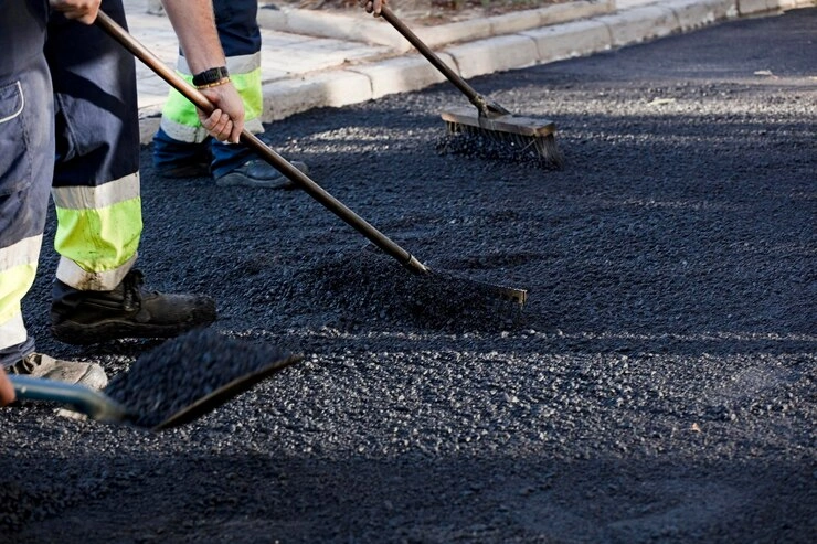 Driveway Sealing & Repair